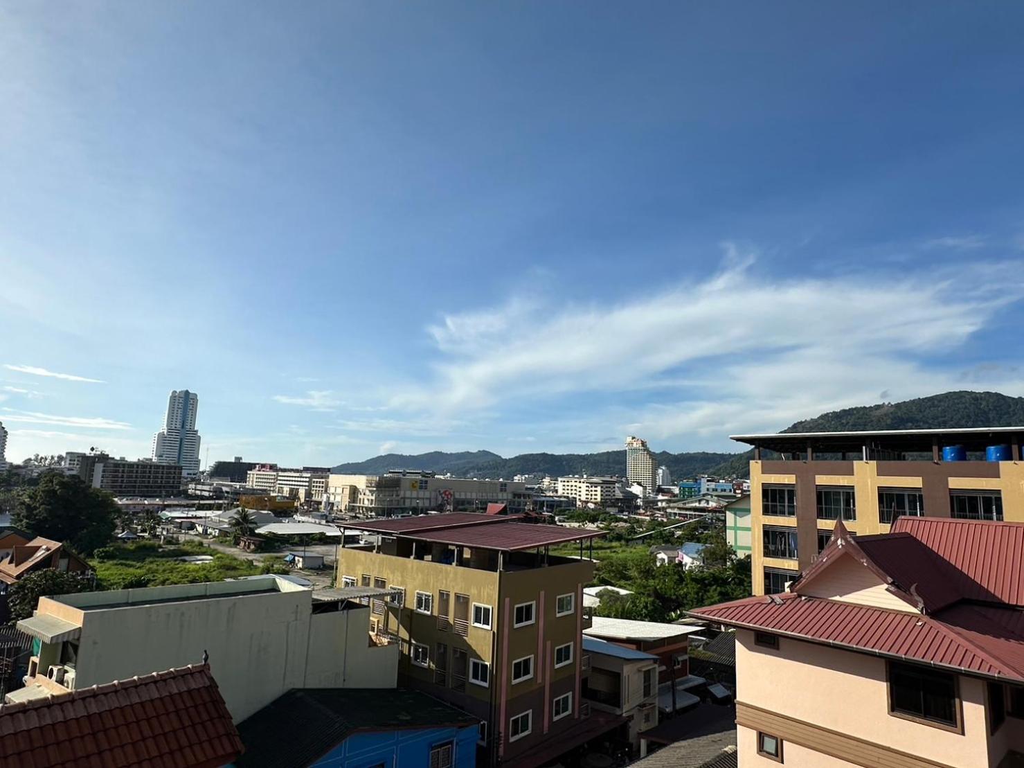 Baan Kingkeaw Thamdee Patong Hotel Екстериор снимка