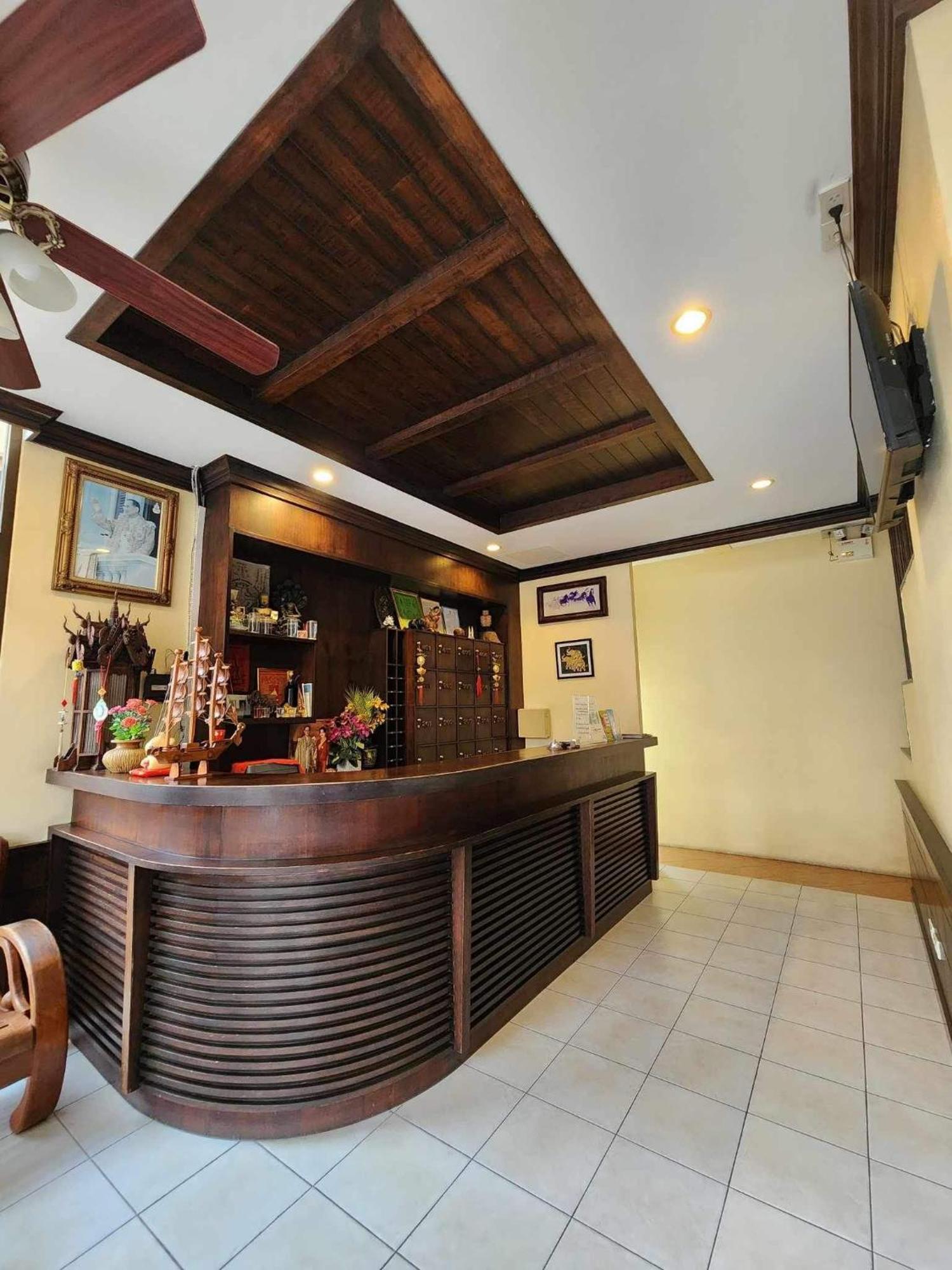 Baan Kingkeaw Thamdee Patong Hotel Екстериор снимка